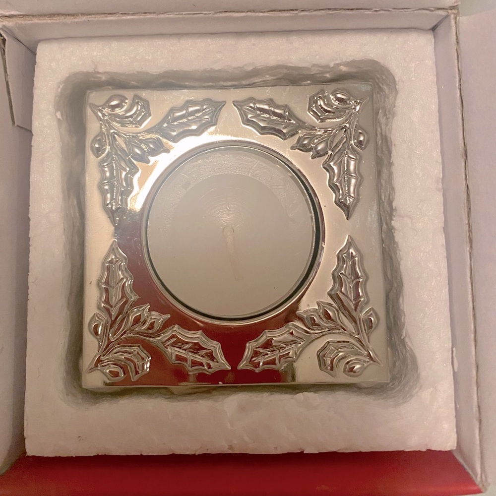 Lenox tea light Brand new 
 $10